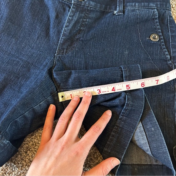 [Gloria Vanderbilt] Blue Jean Shorts with Rolled Hems - Picture 3 of 8